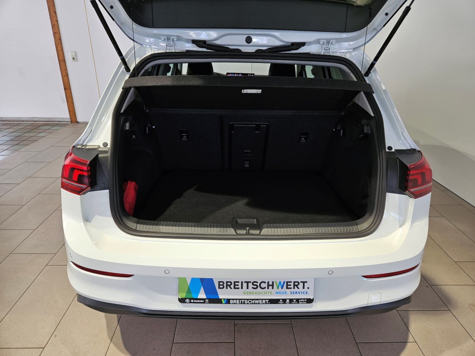 Volkswagen Golf Life