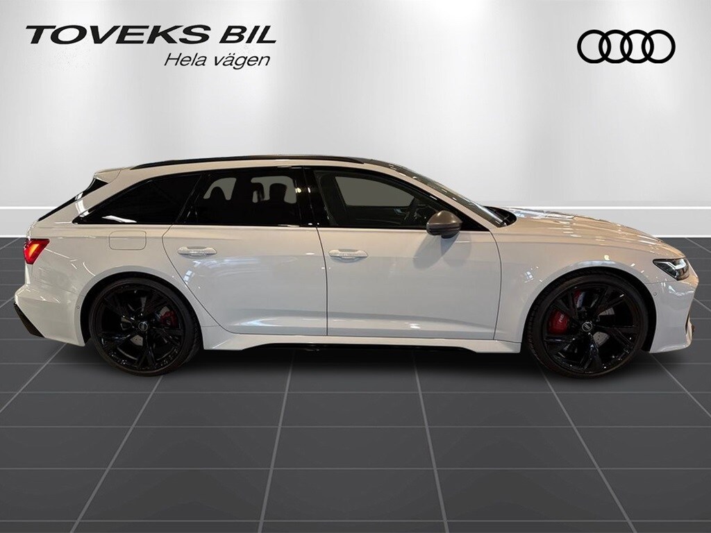 Bild som visar&nbsp;Audi RS 6 Avant&nbsp;RS 6 Avant performance 630 hk tiptronic - för mer information kontakta din Audi Partner