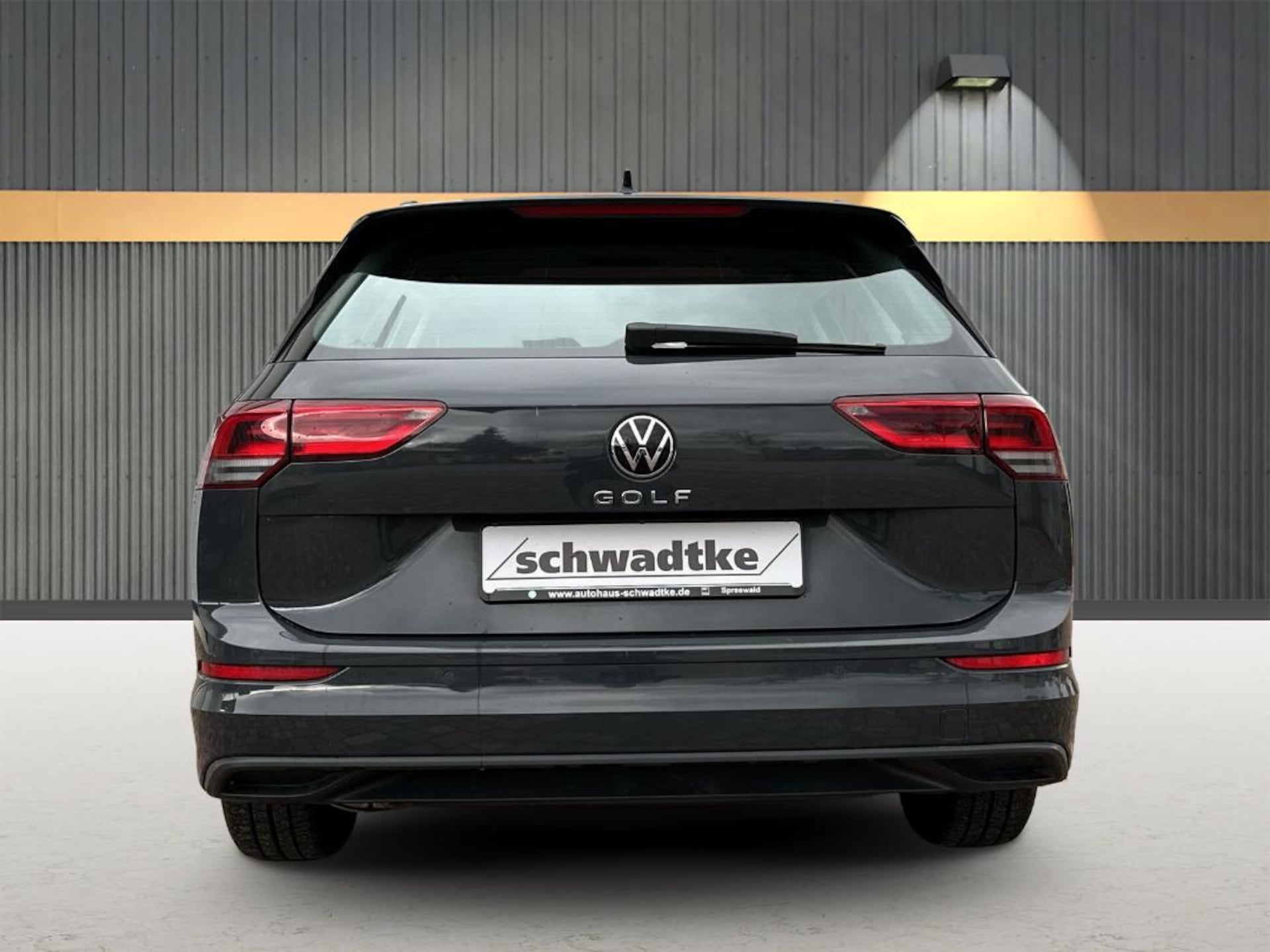 Volkswagen Golf Variant Life