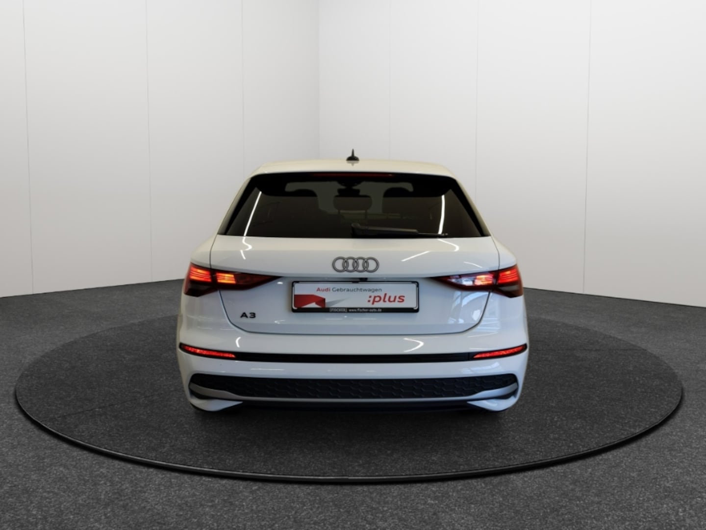 Bild über Audi A3 Sportback TFSI e advanced 40 TFSI e S tronic - für weitere Informationen kontaktieren Sie den Audi Partner