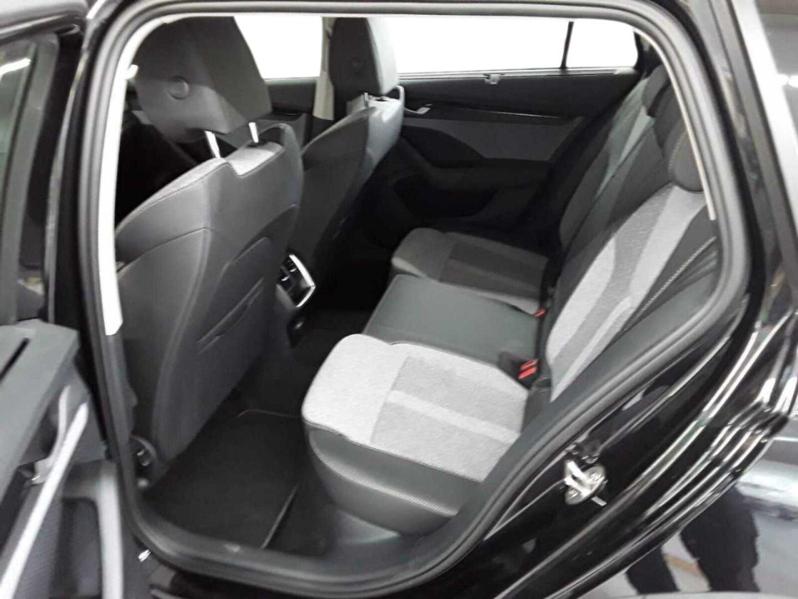 Škoda Octavia Combi – Bild 5