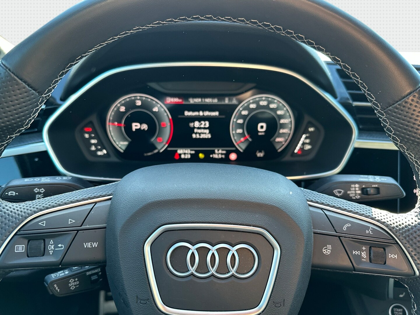 Image about Audi Q3 S line 35 TDI S tronic