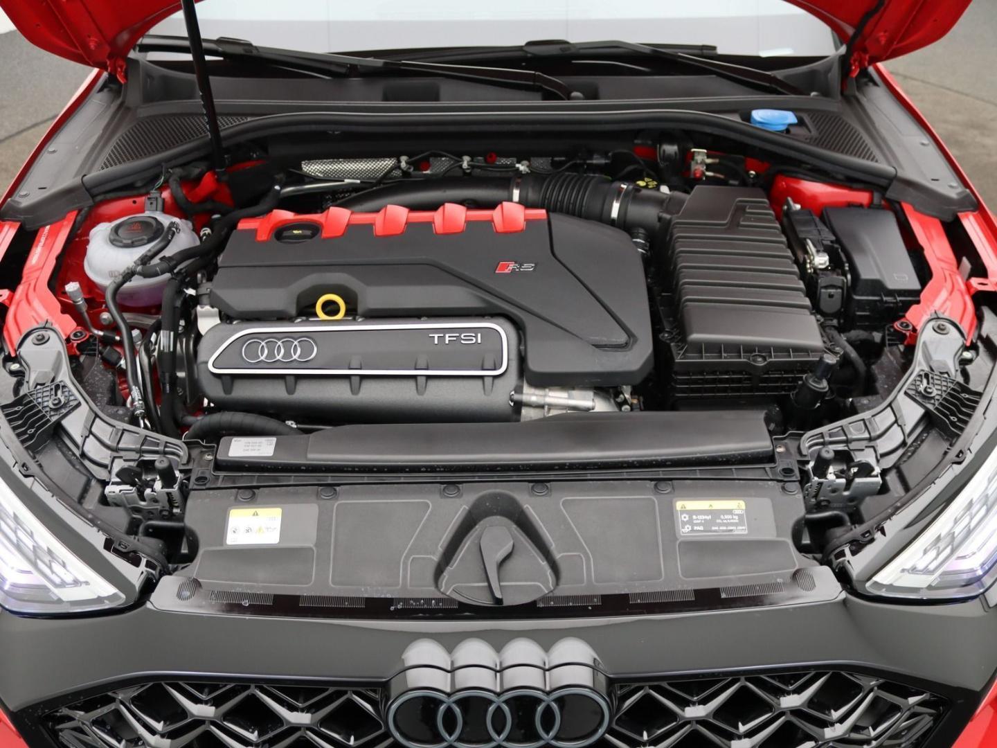Image about Audi RS 3 Limousine TFSI quattro S tronic