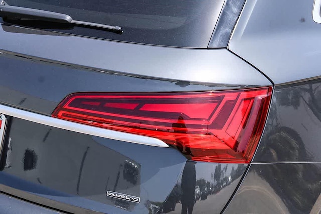 2023 Audi Q5 Premium - Photo 11