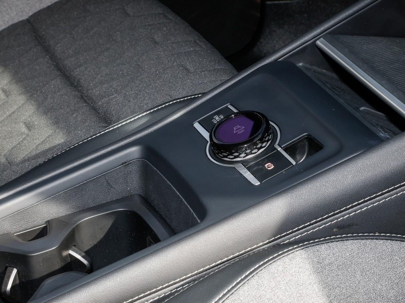 Volkswagen Tiguan – Bild 11