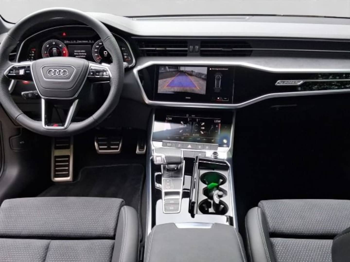 Bild über Audi S6 Avant TDI quattro tiptronic - für weitere Informationen kontaktieren Sie den Audi Partner
