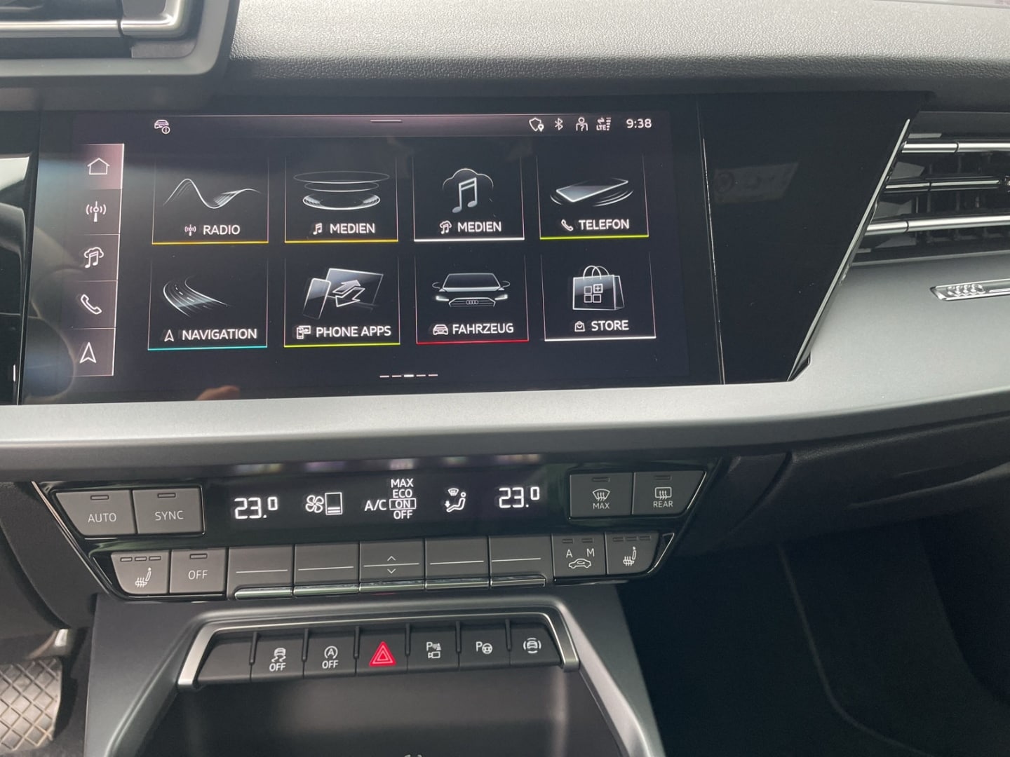 Bild über Audi A3 Sportback TFSI 110 kW S tronic - für weitere Informationen kontaktieren Sie den Audi Partner
