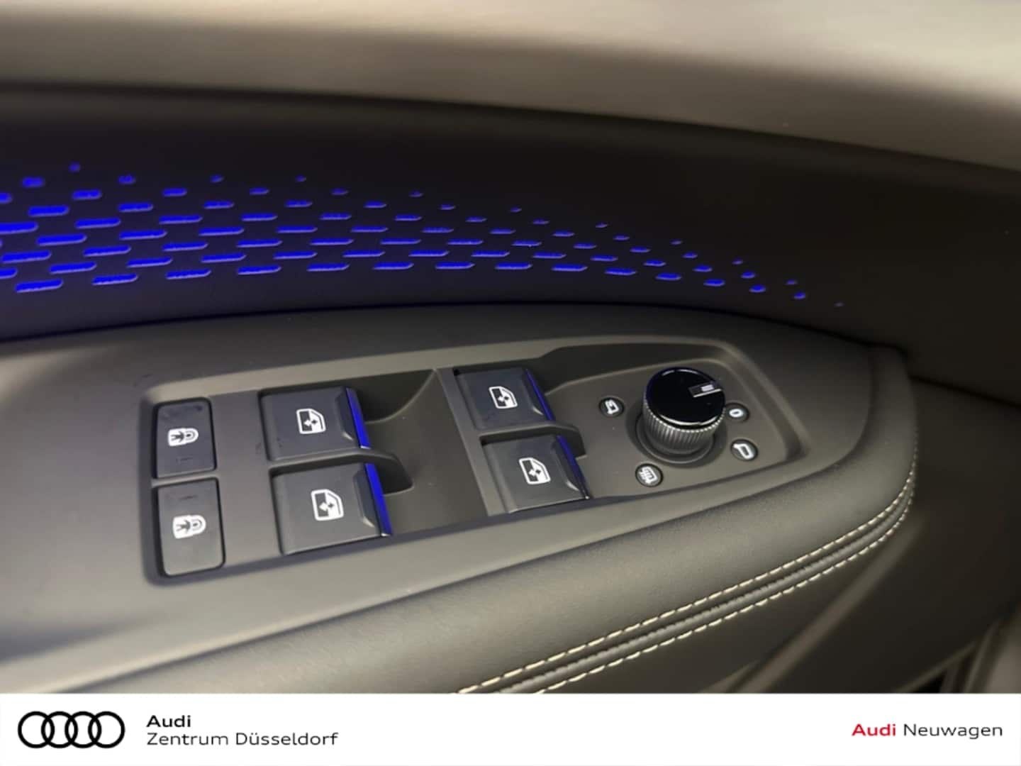 Bild über Audi Q7 SUV TDI quattro 220 kW tiptronic - für weitere Informationen kontaktieren Sie den Audi Partner