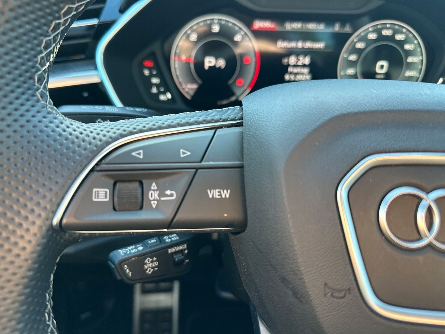 Image about Audi Q3 S line 35 TDI S tronic