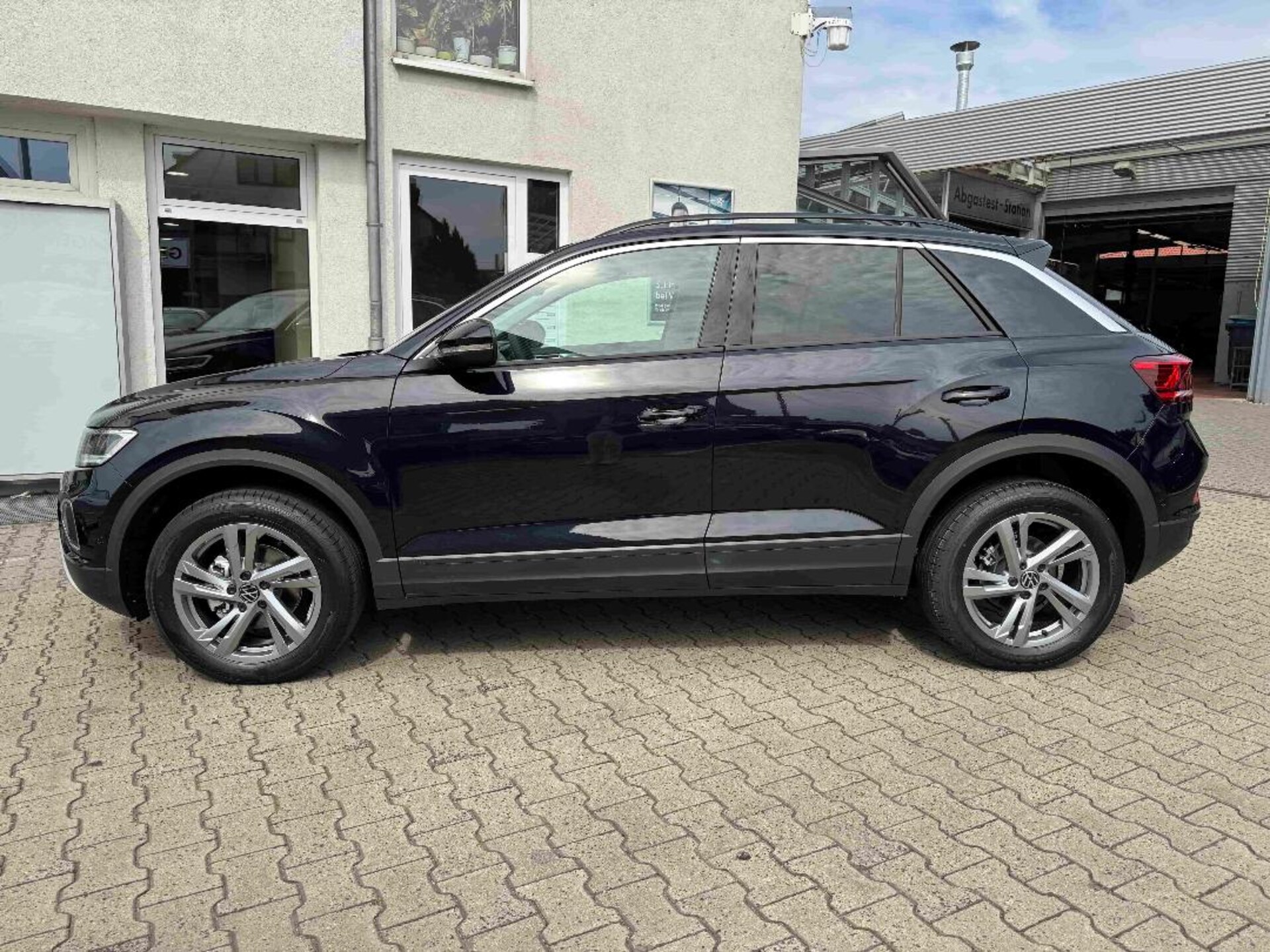 Volkswagen T-Roc Life