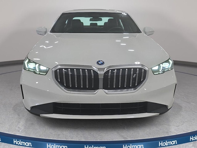 2025 BMW