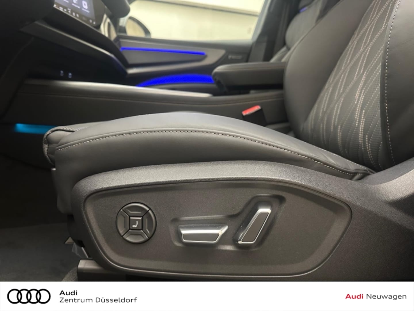 Bild über Audi Q7 SUV TDI quattro 220 kW tiptronic - für weitere Informationen kontaktieren Sie den Audi Partner