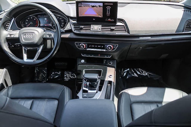 2023 Audi Q5 Premium - Photo 13