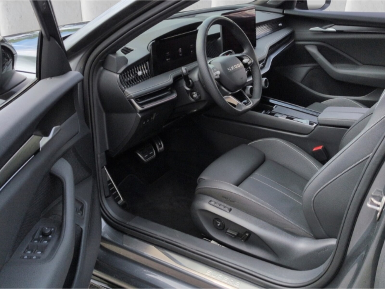 Škoda Superb – Bild 5