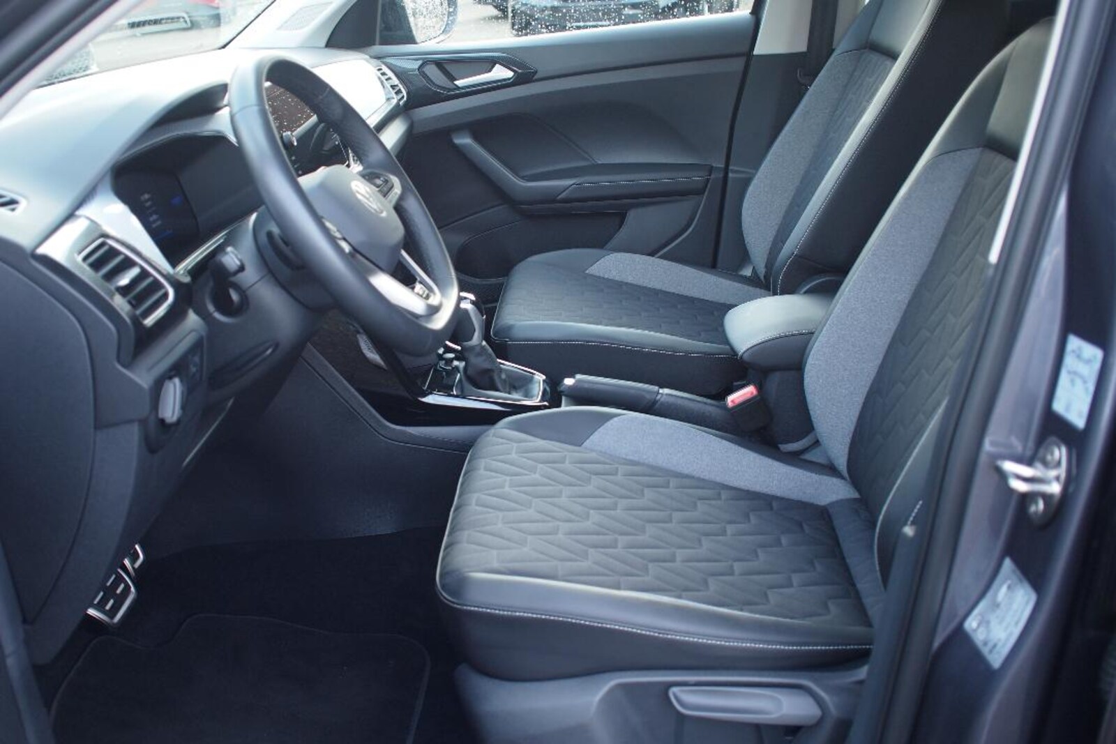 Volkswagen T-Cross – Bild 4