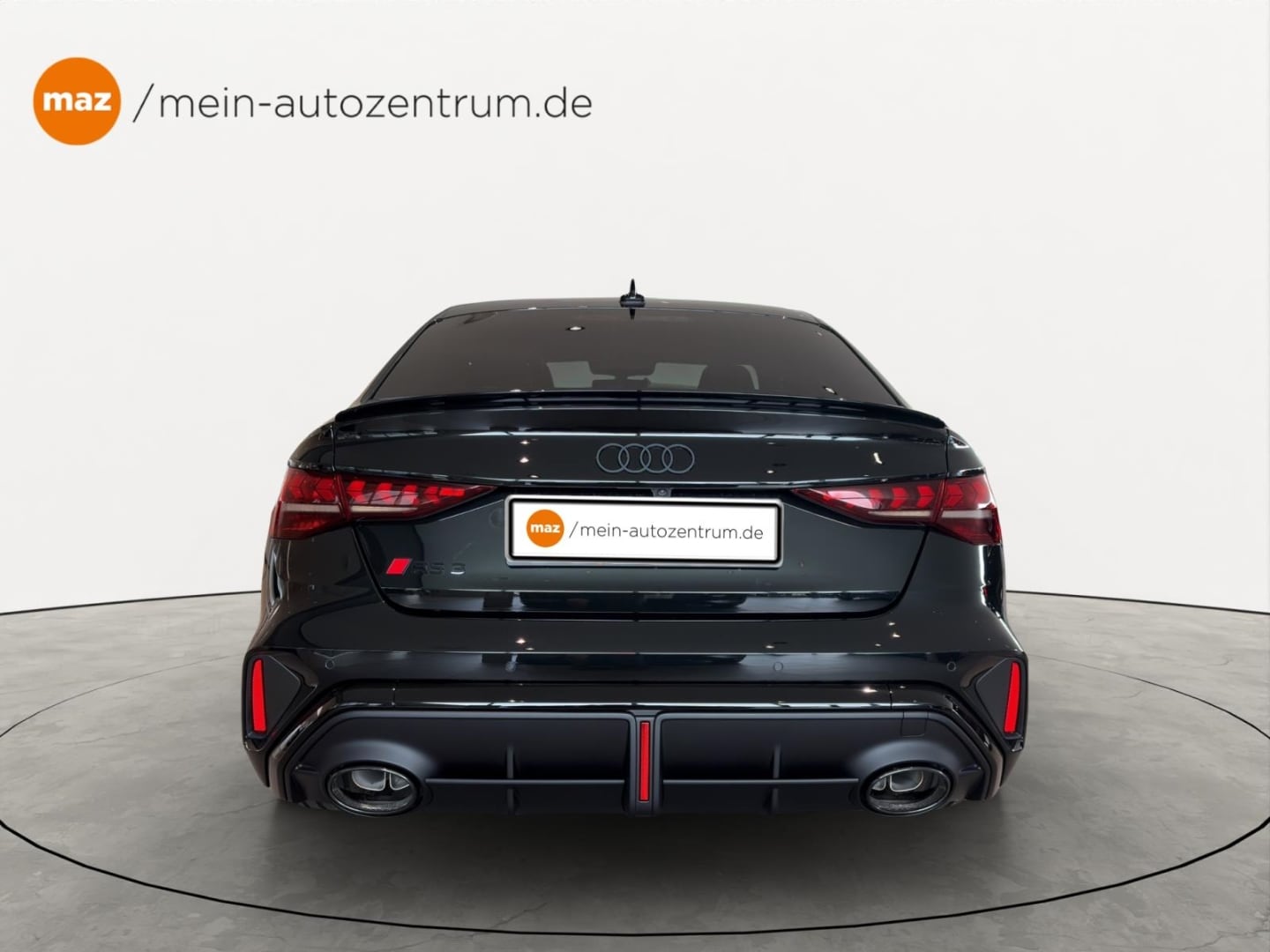 Bild über Audi RS 3 Limousine TFSI quattro 294 kW S tronic - für weitere Informationen kontaktieren Sie den Audi Partner