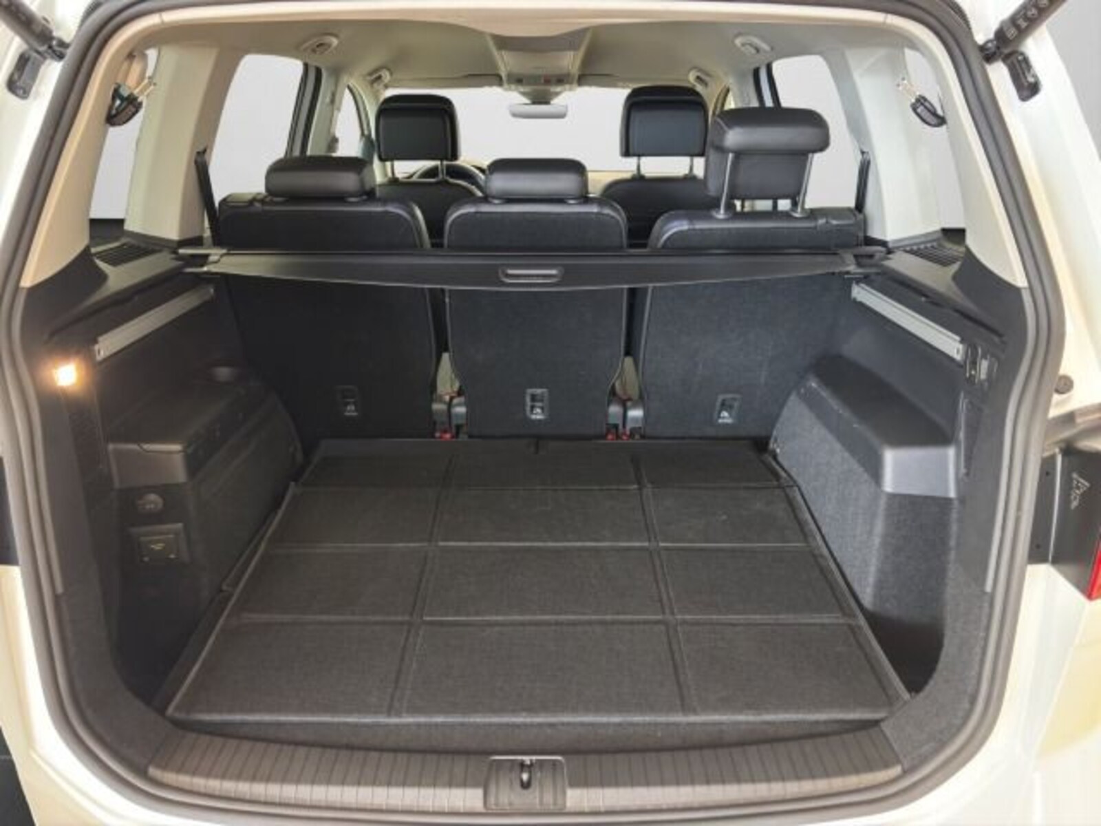 Volkswagen Touran – Bild 15