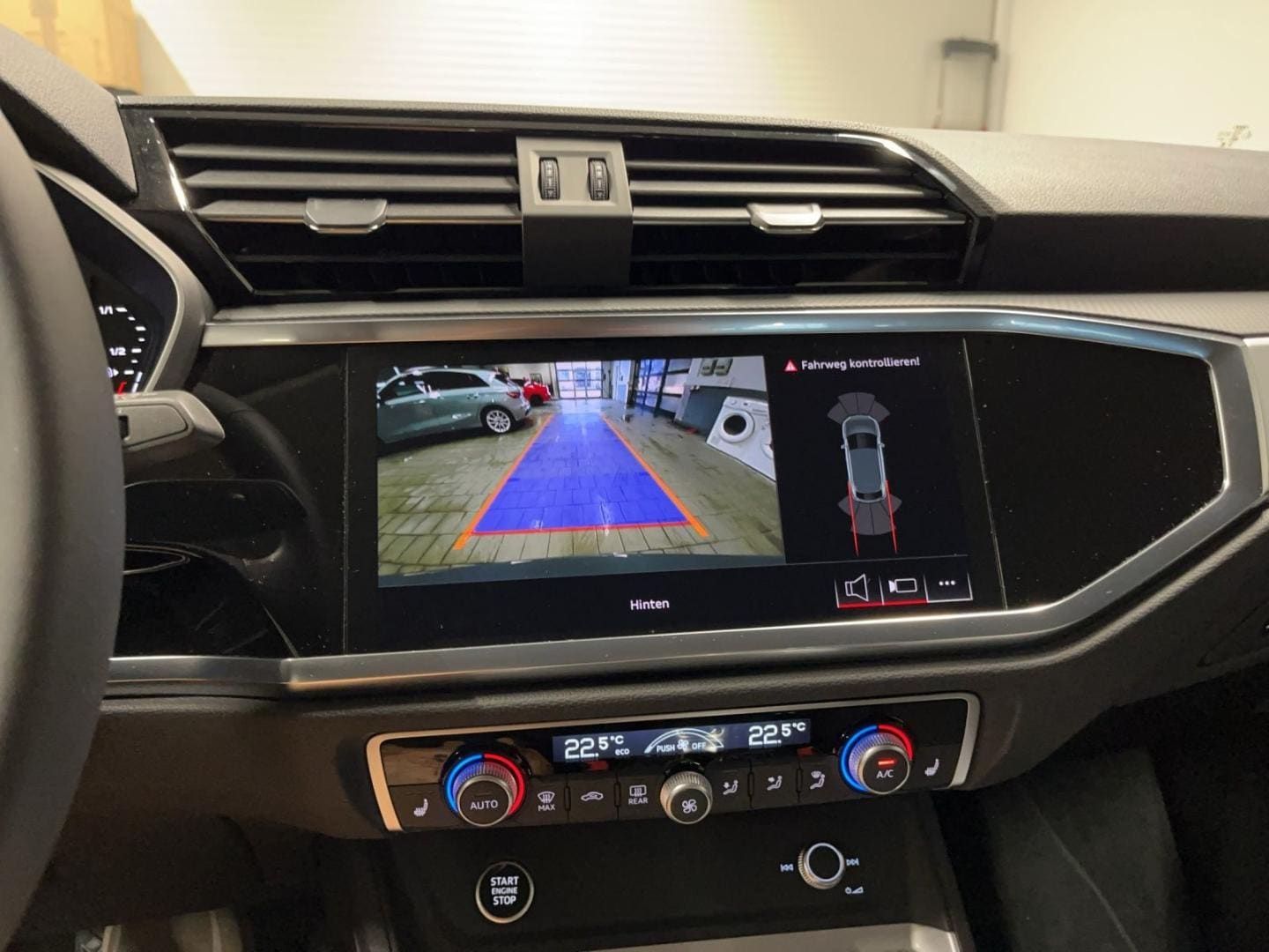 Bild über Audi Q3 Sportback TDI 110 kW S tronic - für weitere Informationen kontaktieren Sie den Audi Partner