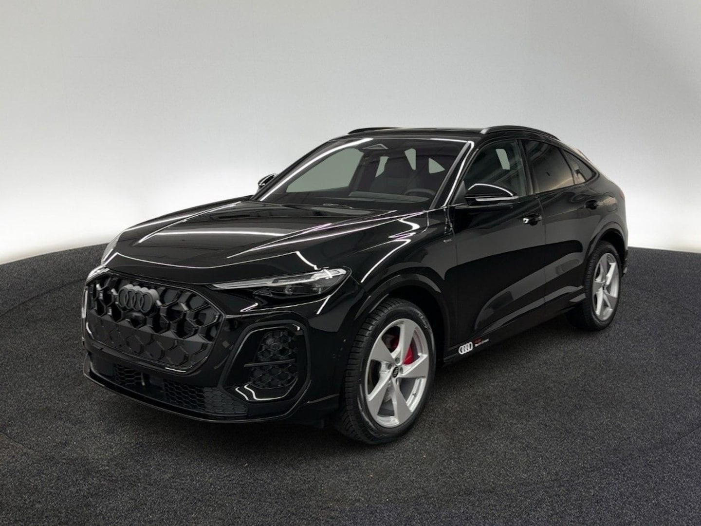 Bild über Audi Q5 Sportback e-hybrid e-hybrid quattro 270 kW S tronic - für weitere Informationen kontaktieren Sie den Audi Partner
