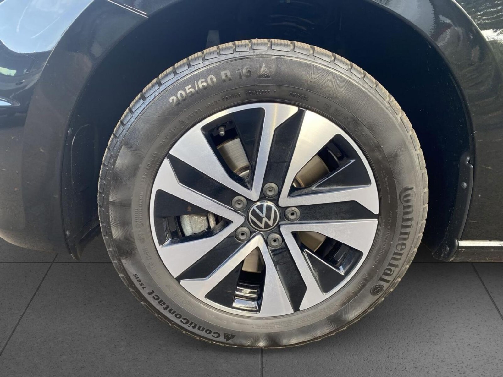Volkswagen Touran – Bild 7