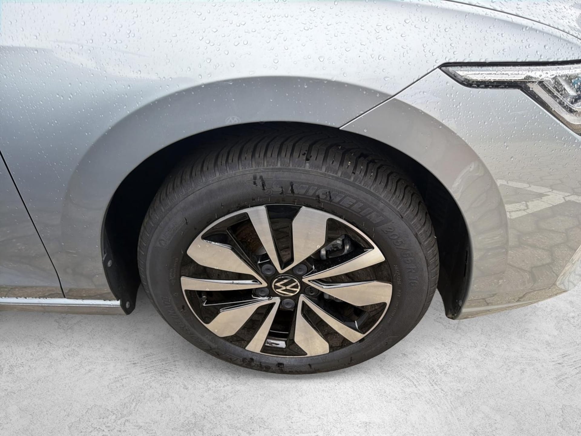 Volkswagen Golf Life