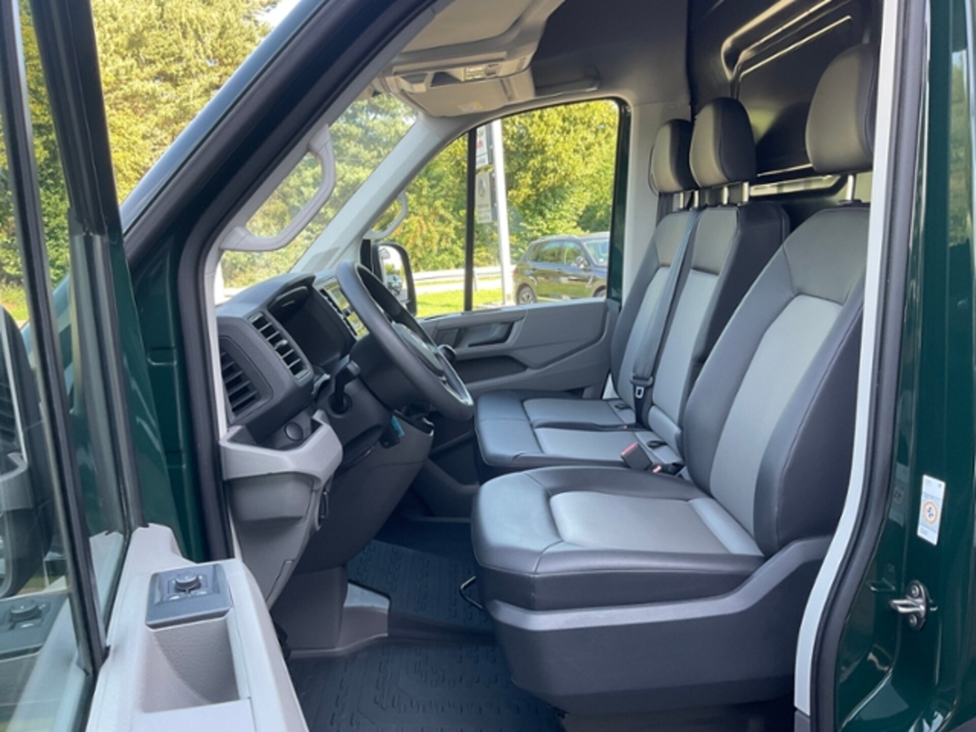 Volkswagen Crafter Kasten langer Radstand