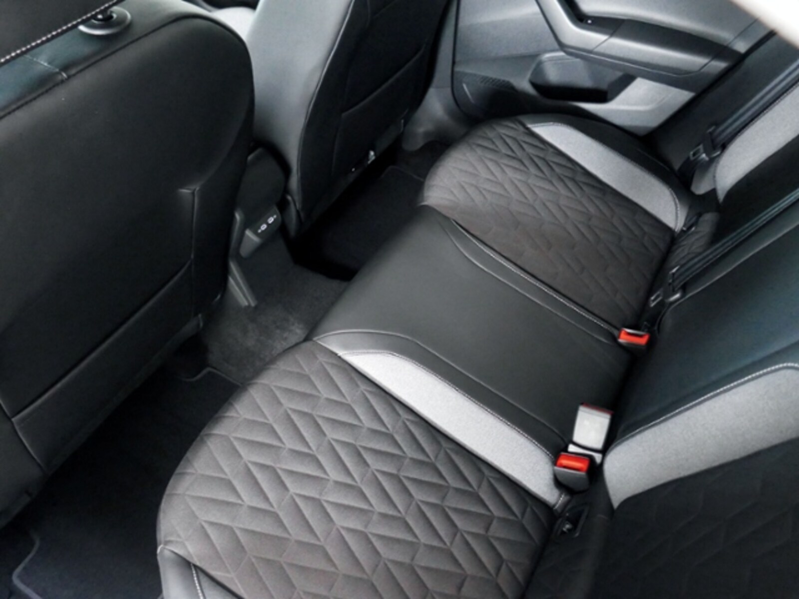 Volkswagen Polo – Bild 8
