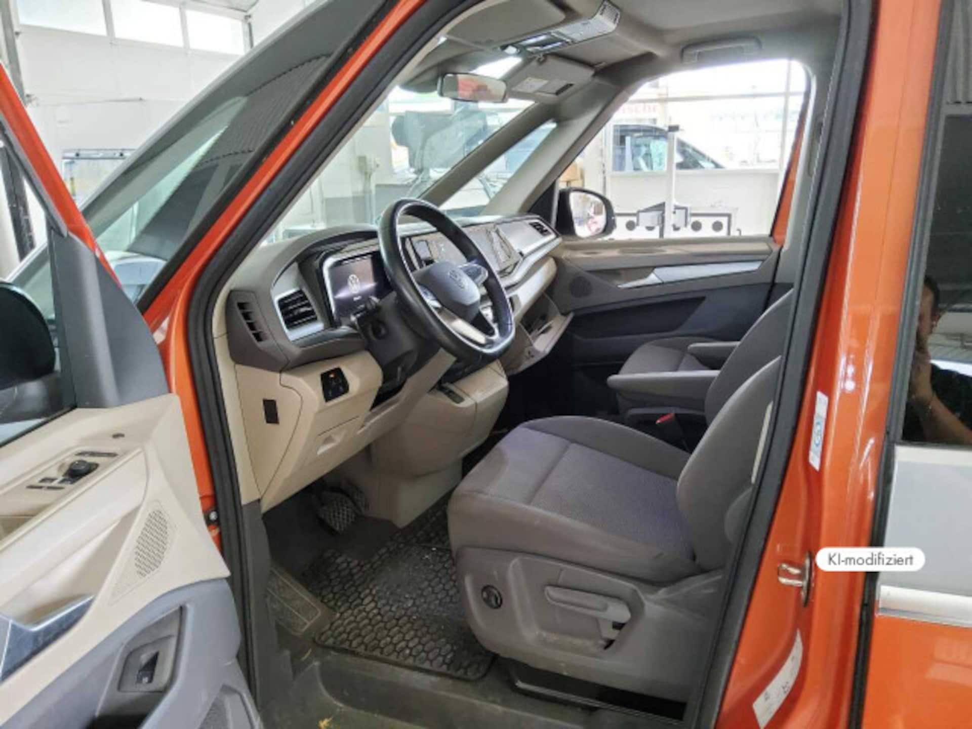 Volkswagen Multivan Basis-Modell