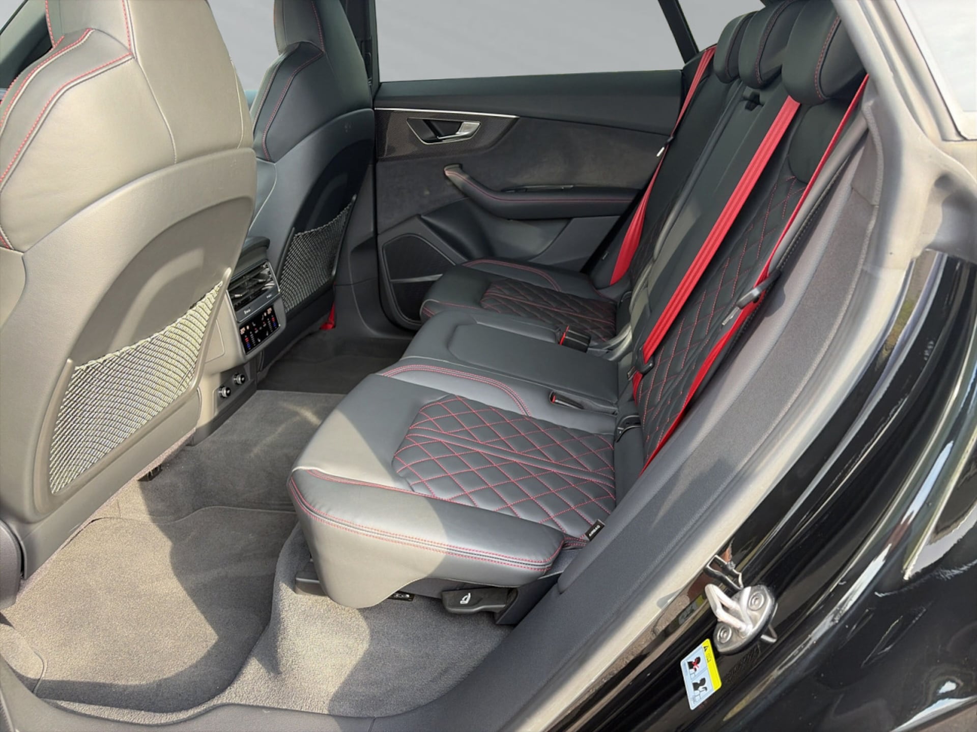 Audi SQ8 SUV
