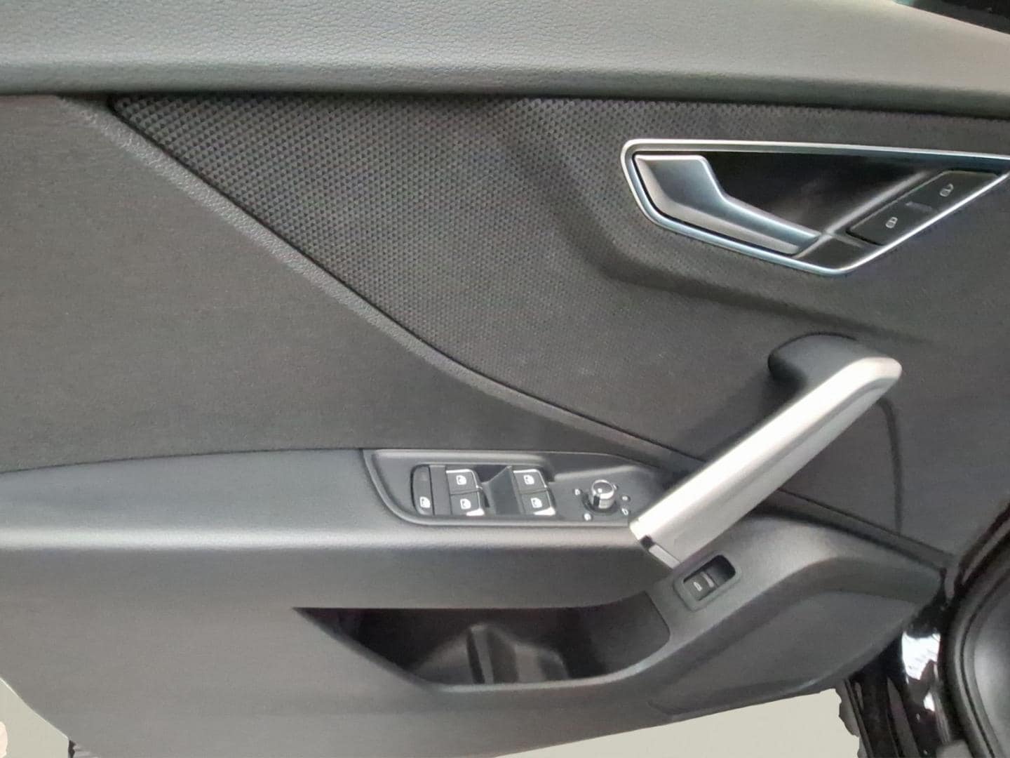 Bild über Audi Q2 S line 35 TDI quattro S tronic - für weitere Informationen kontaktieren Sie den Audi Partner