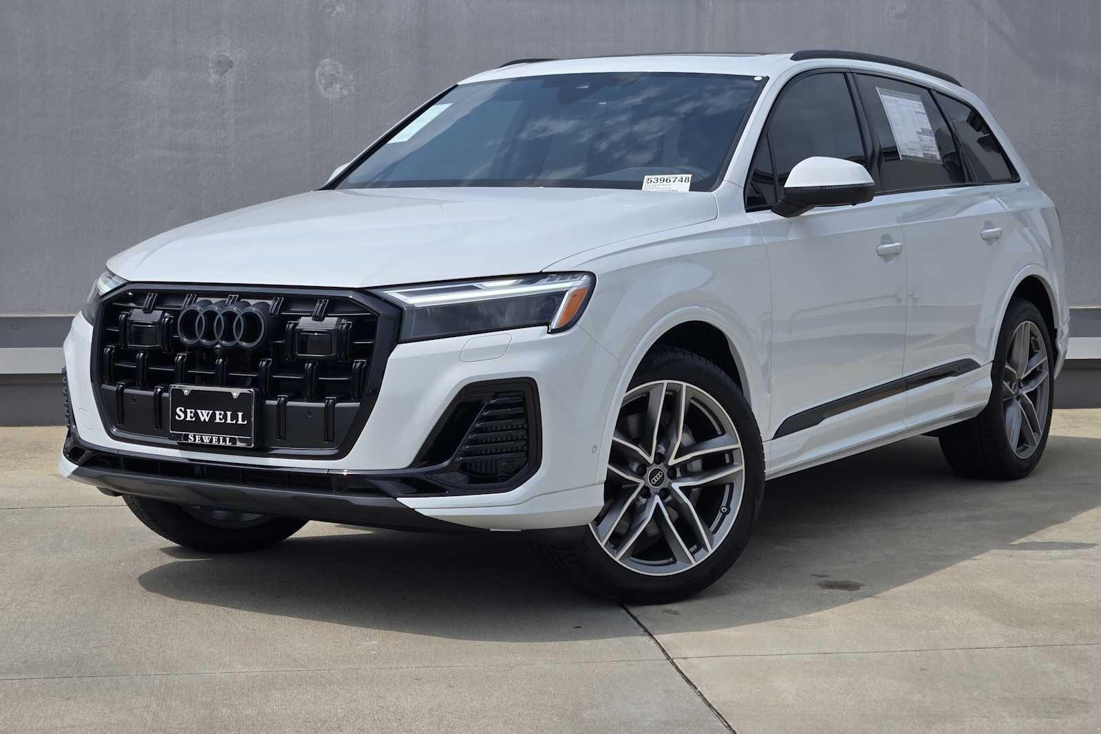 2026 Audi Q7 55 Premium quattro Tiptronic's photo