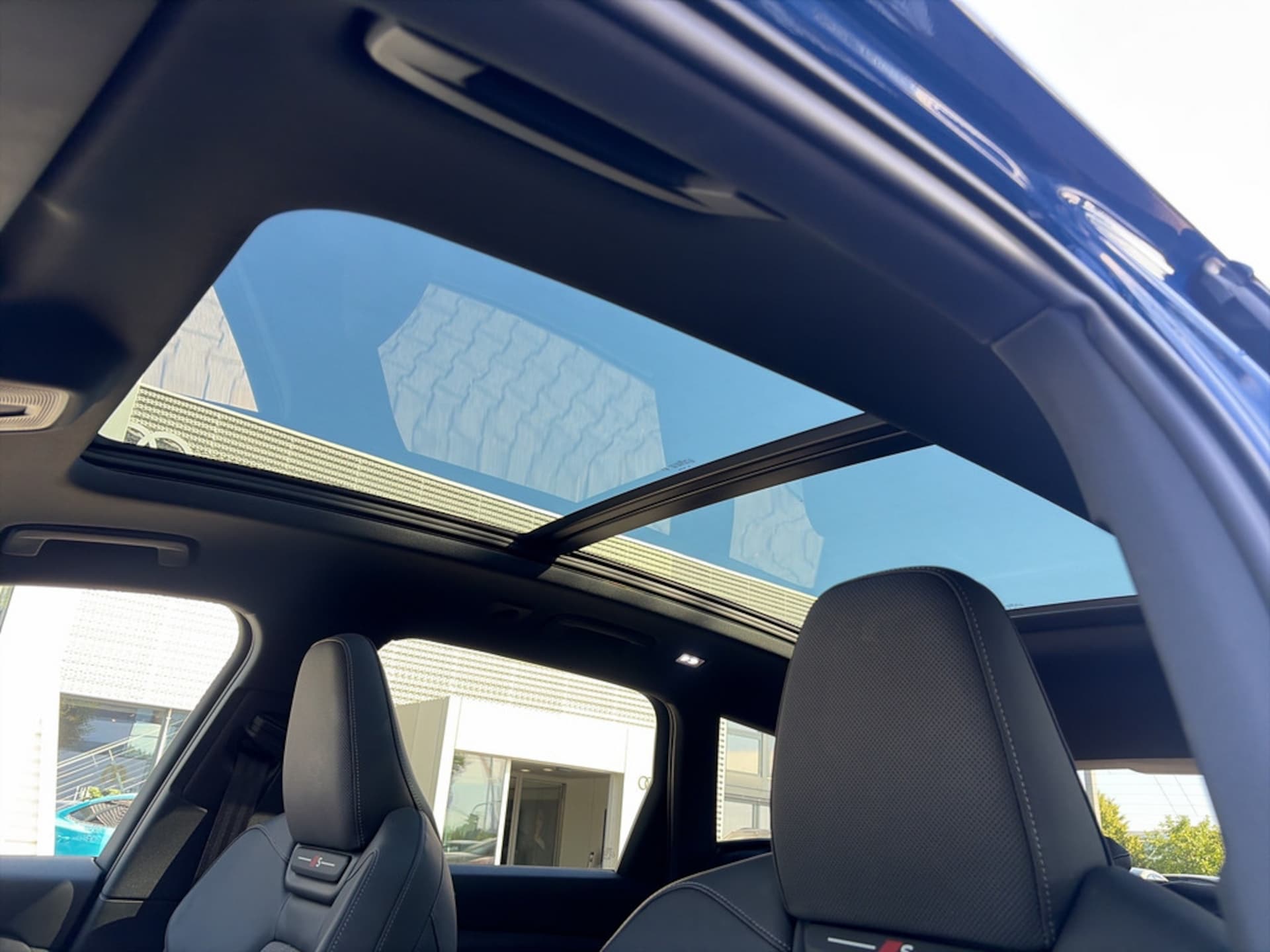 Audi SQ6 SUV e-tron