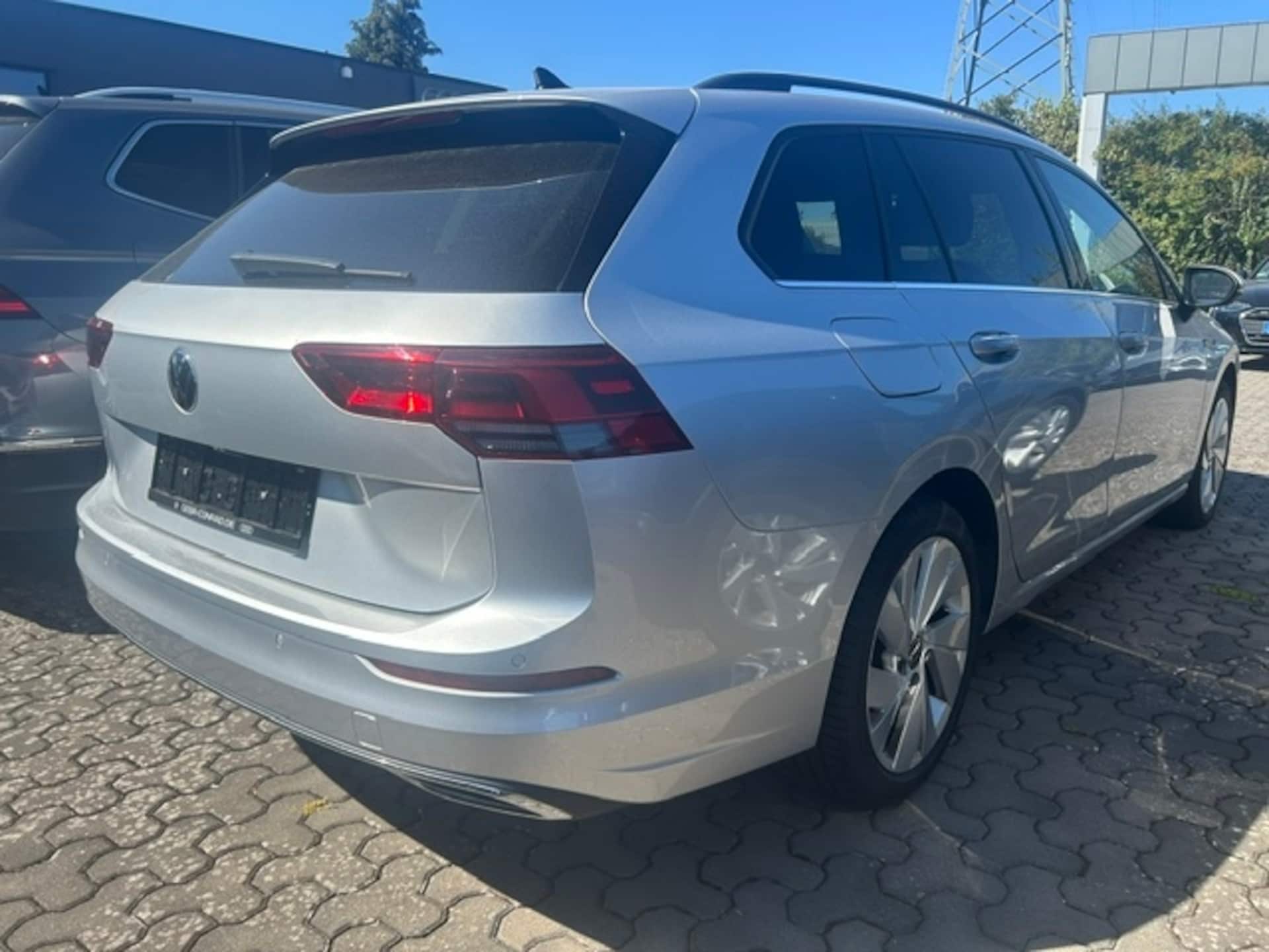 Volkswagen Golf Variant Style