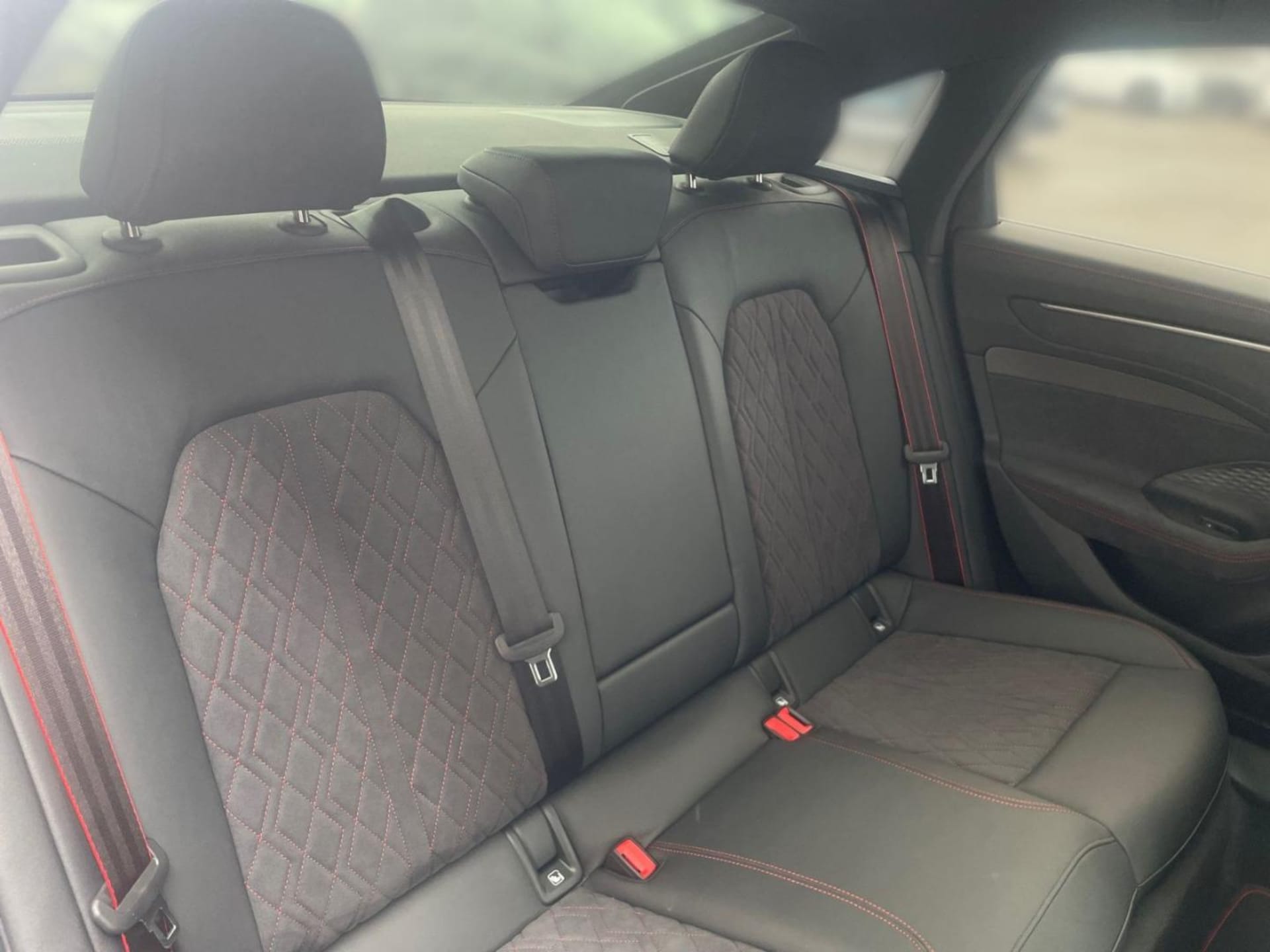 Audi A6 Limousine