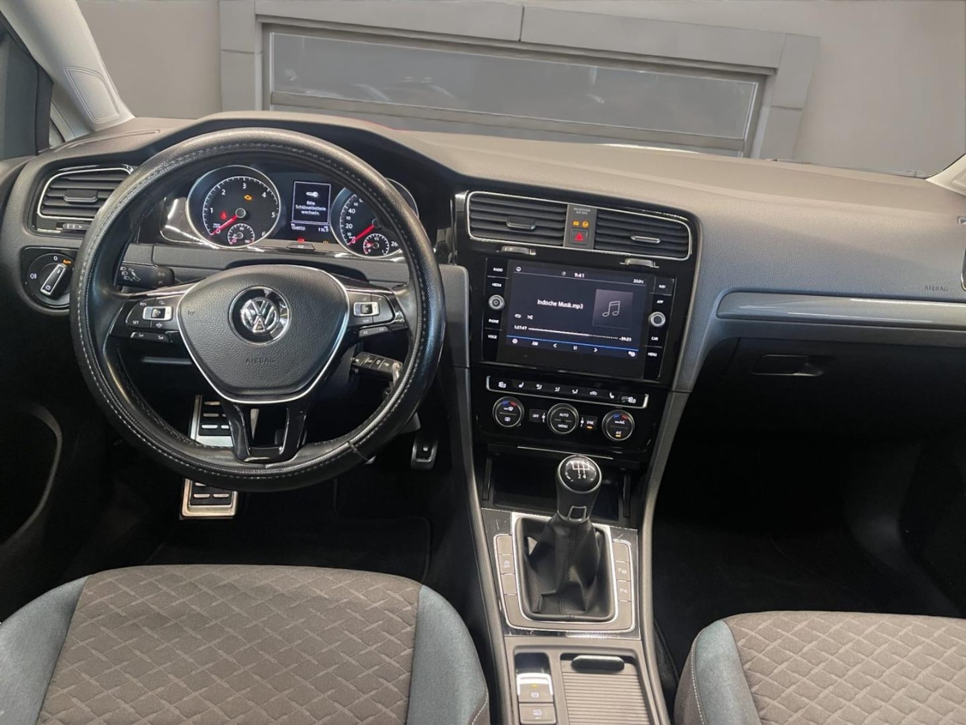 Volkswagen Golf IQ.DRIVE