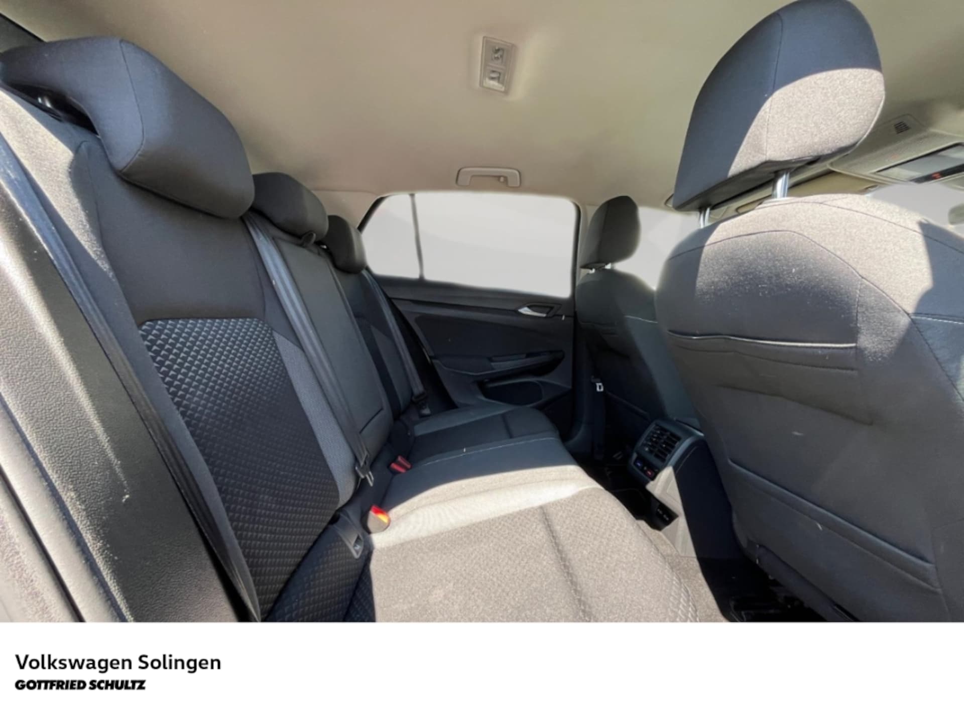 Volkswagen Golf Active