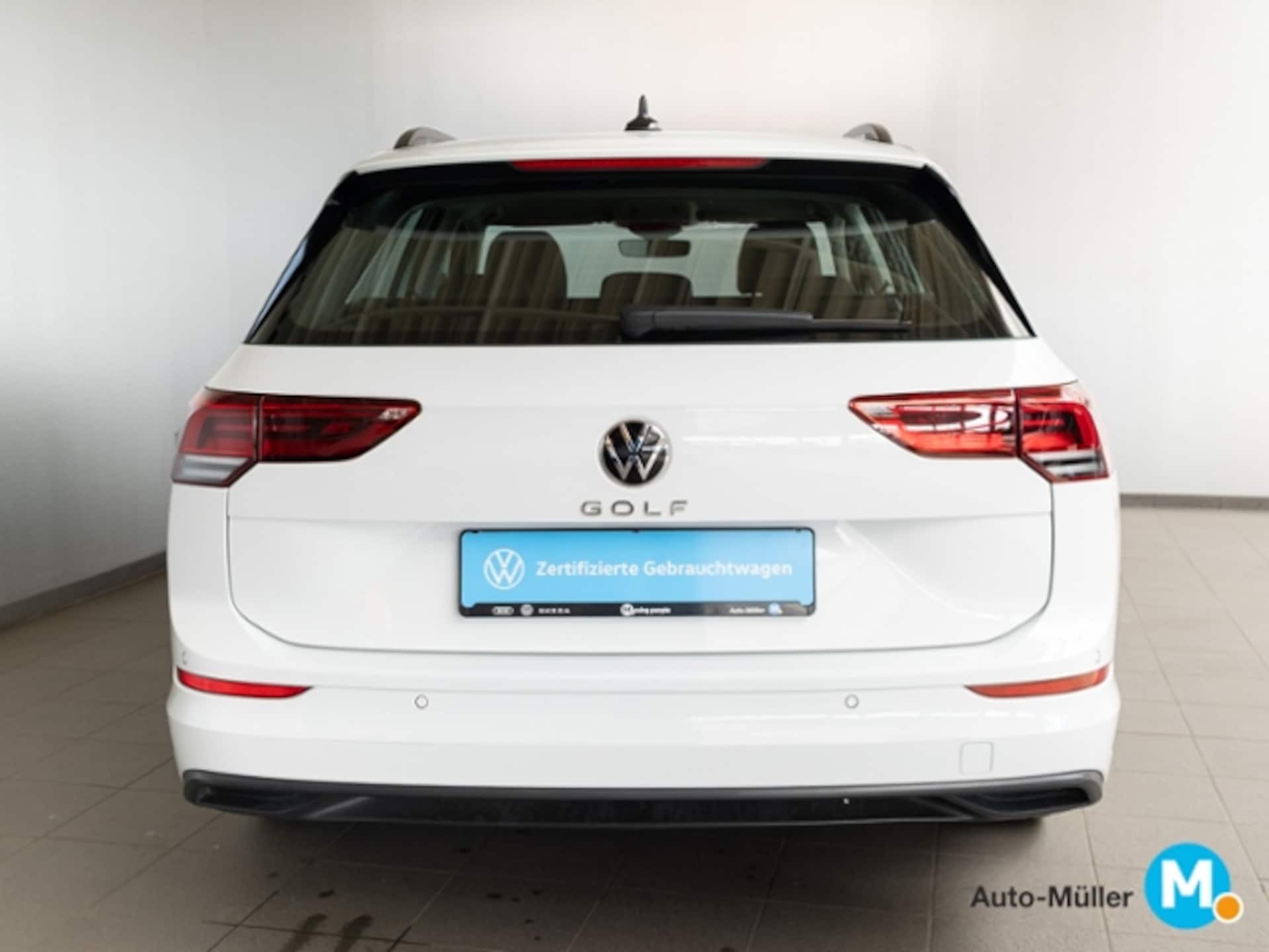 Volkswagen Golf Variant Life
