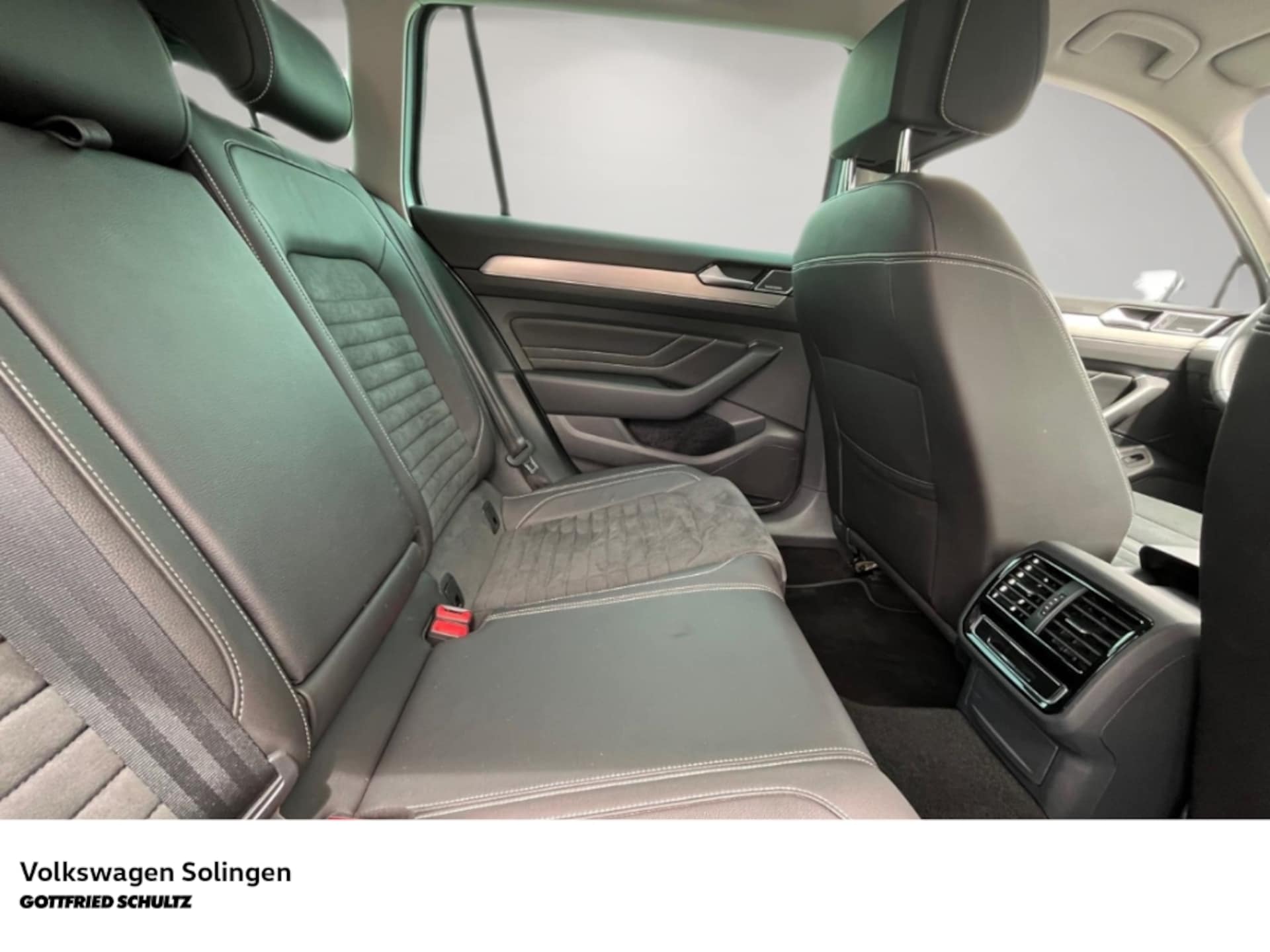 Volkswagen Passat Variant Elegance
