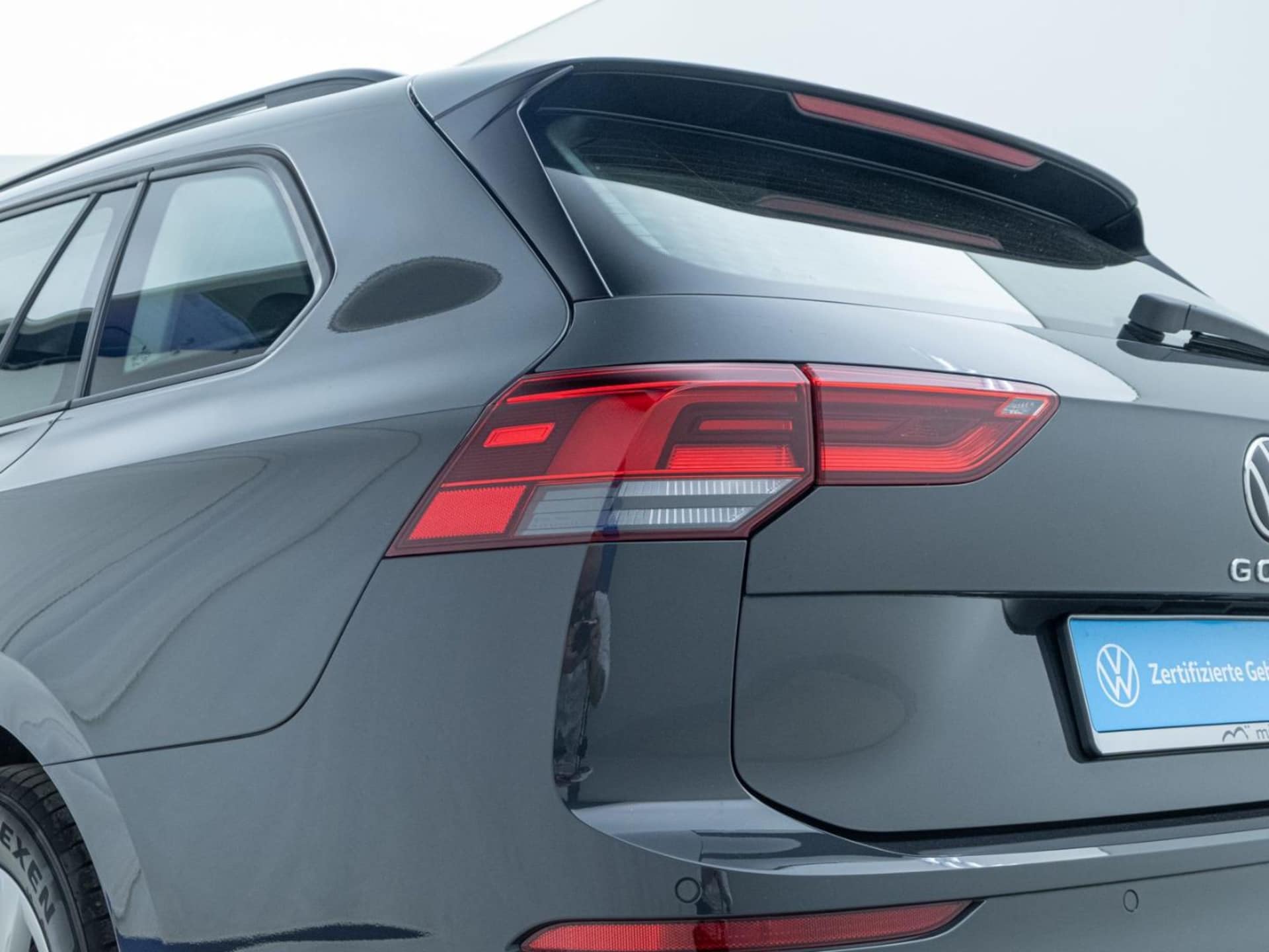 Volkswagen Golf Variant Life