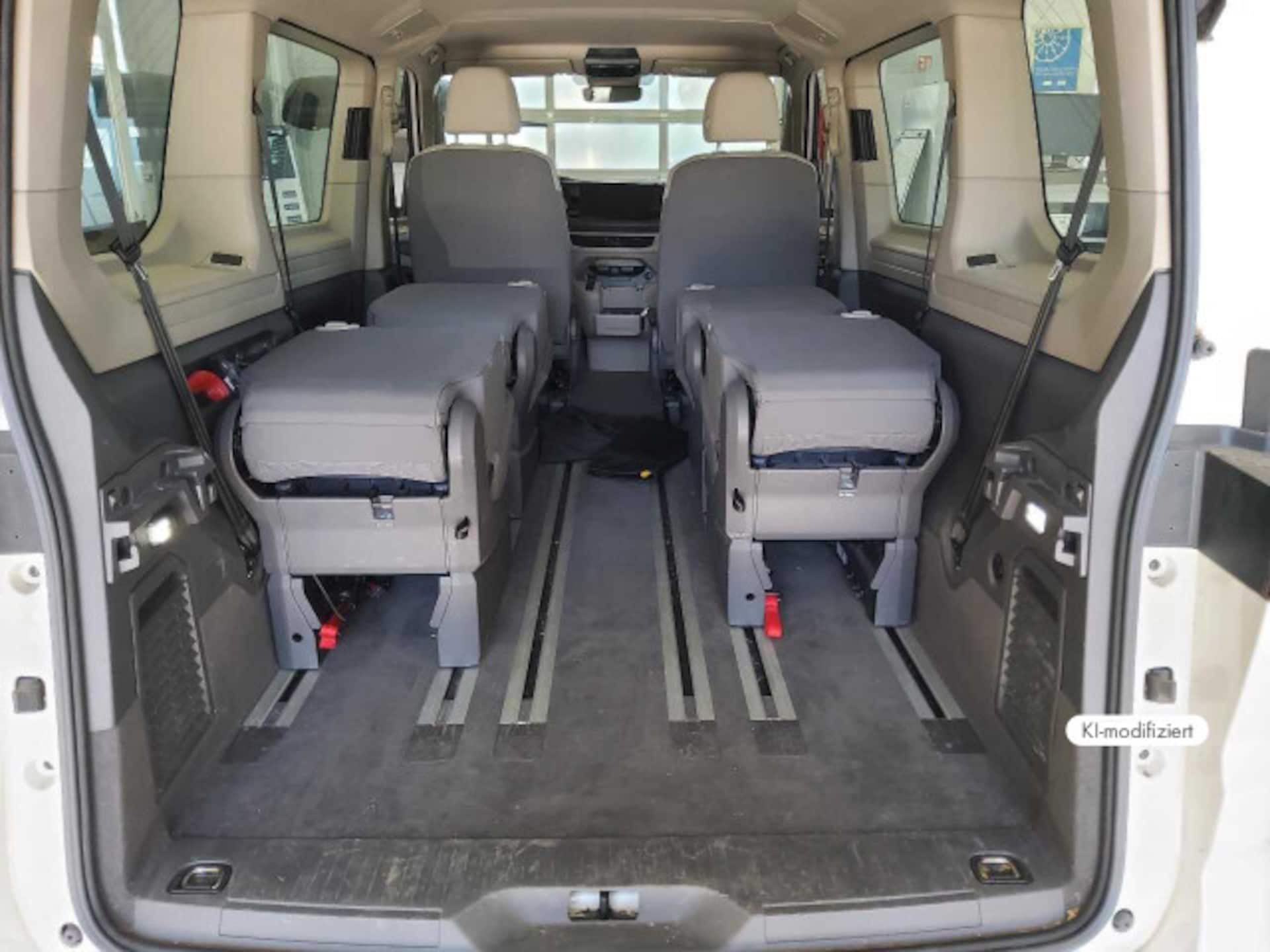 Volkswagen Multivan Basis-Modell