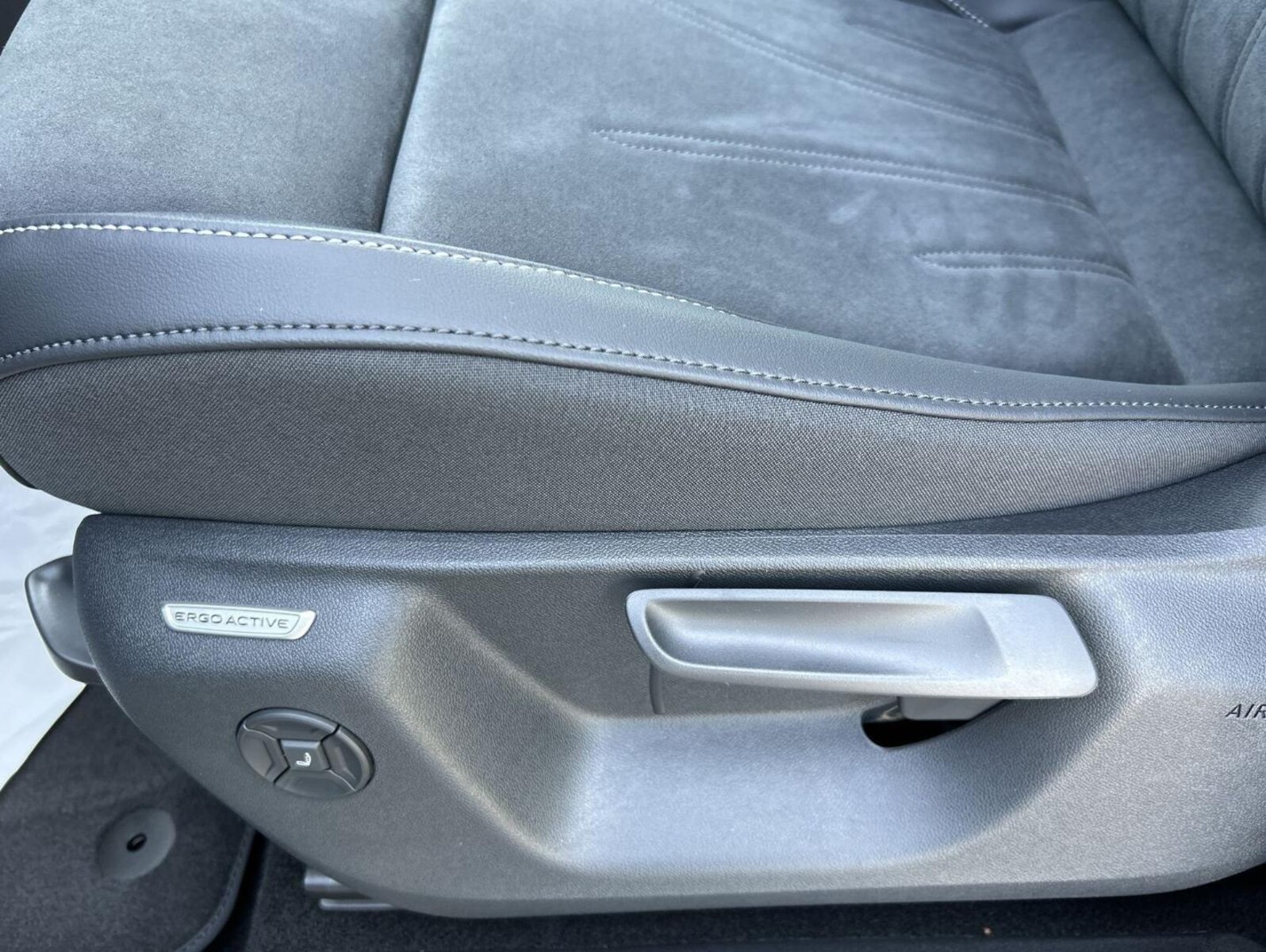 Volkswagen Tiguan – Bild 17