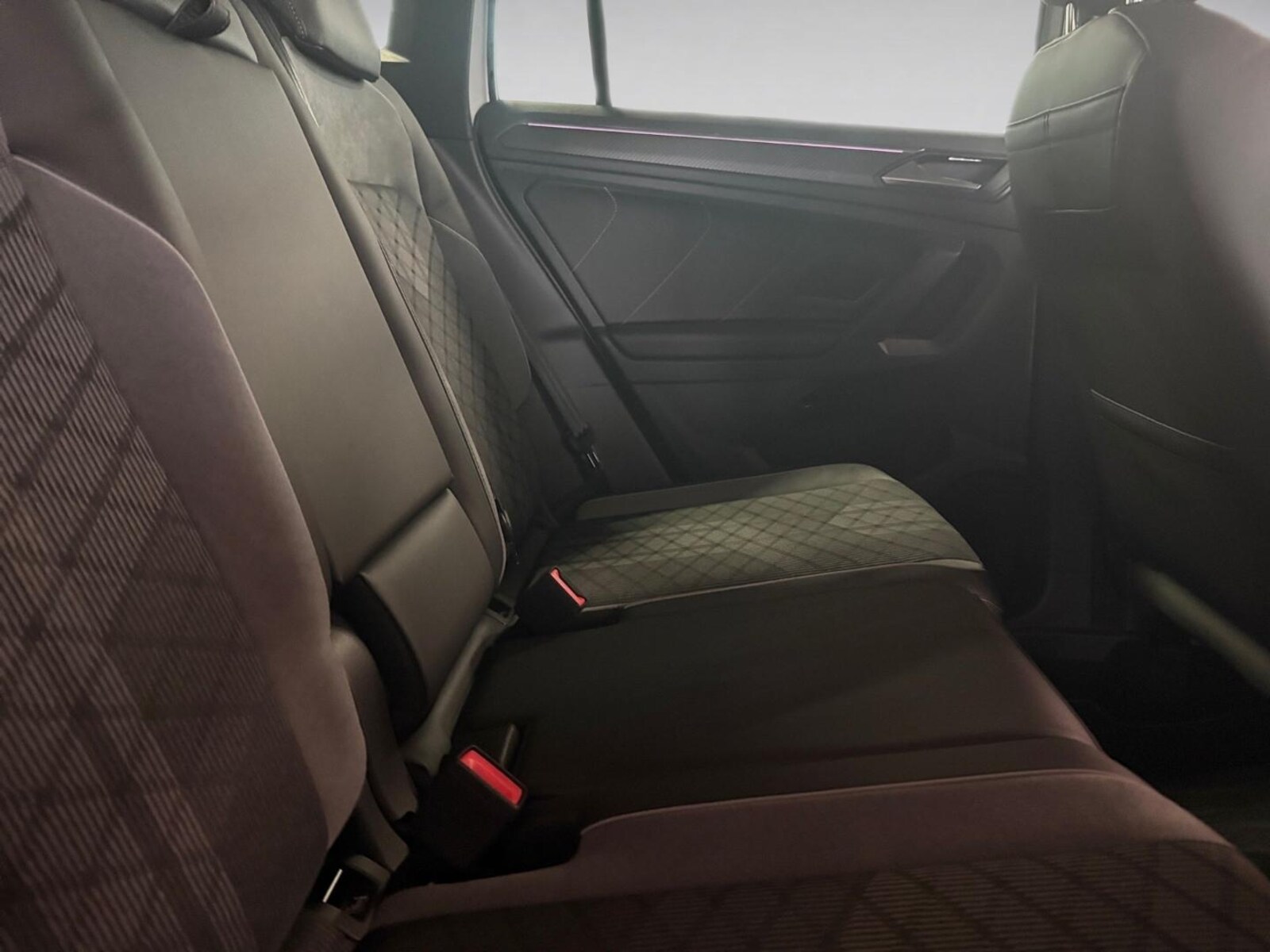 Volkswagen Tiguan – Bild 11