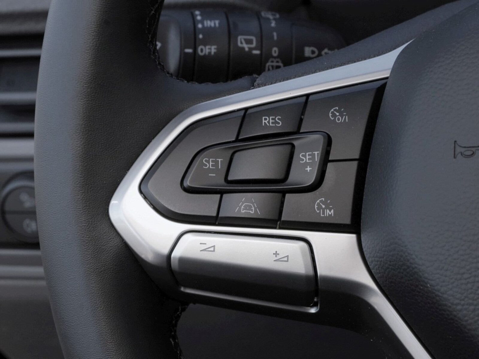 Volkswagen Transporter Kasten kurzer Radstand – Bild 13