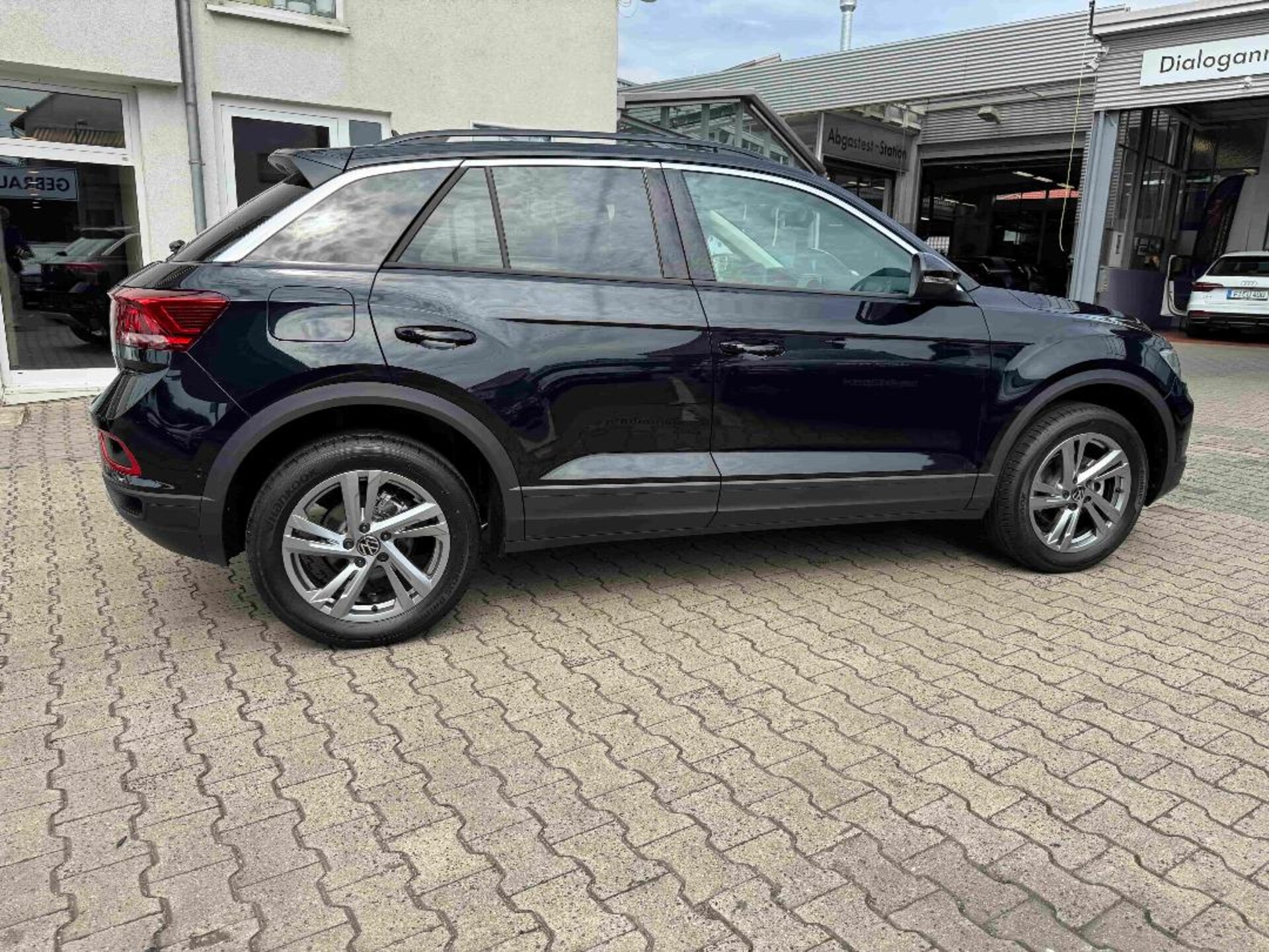 Volkswagen T-Roc Life