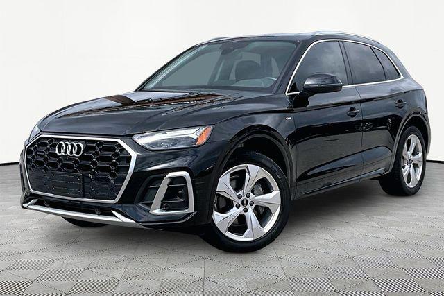 2023 Audi Q5 45 Premium Plus's photo