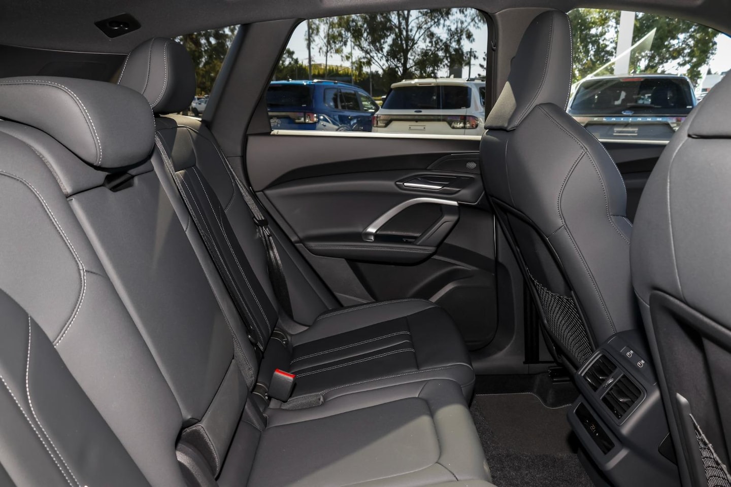 Image about Audi Q5 SUV e-hybrid quattro S tronic