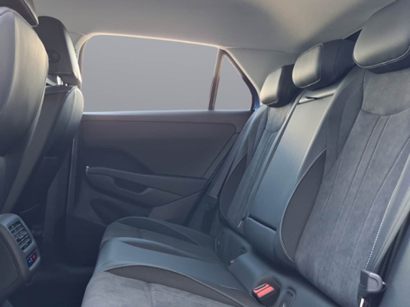 Volkswagen T-Roc – Bild 13