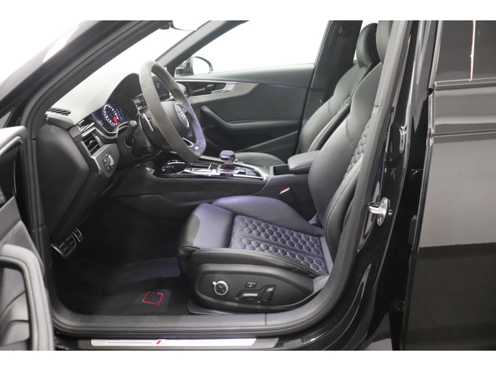 Audi RS 4 Avant – Bild 12