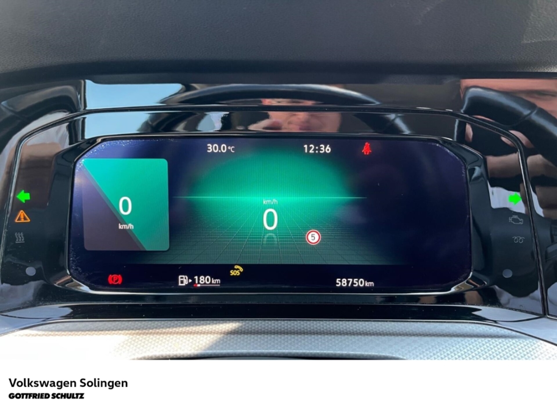 Volkswagen Golf Active