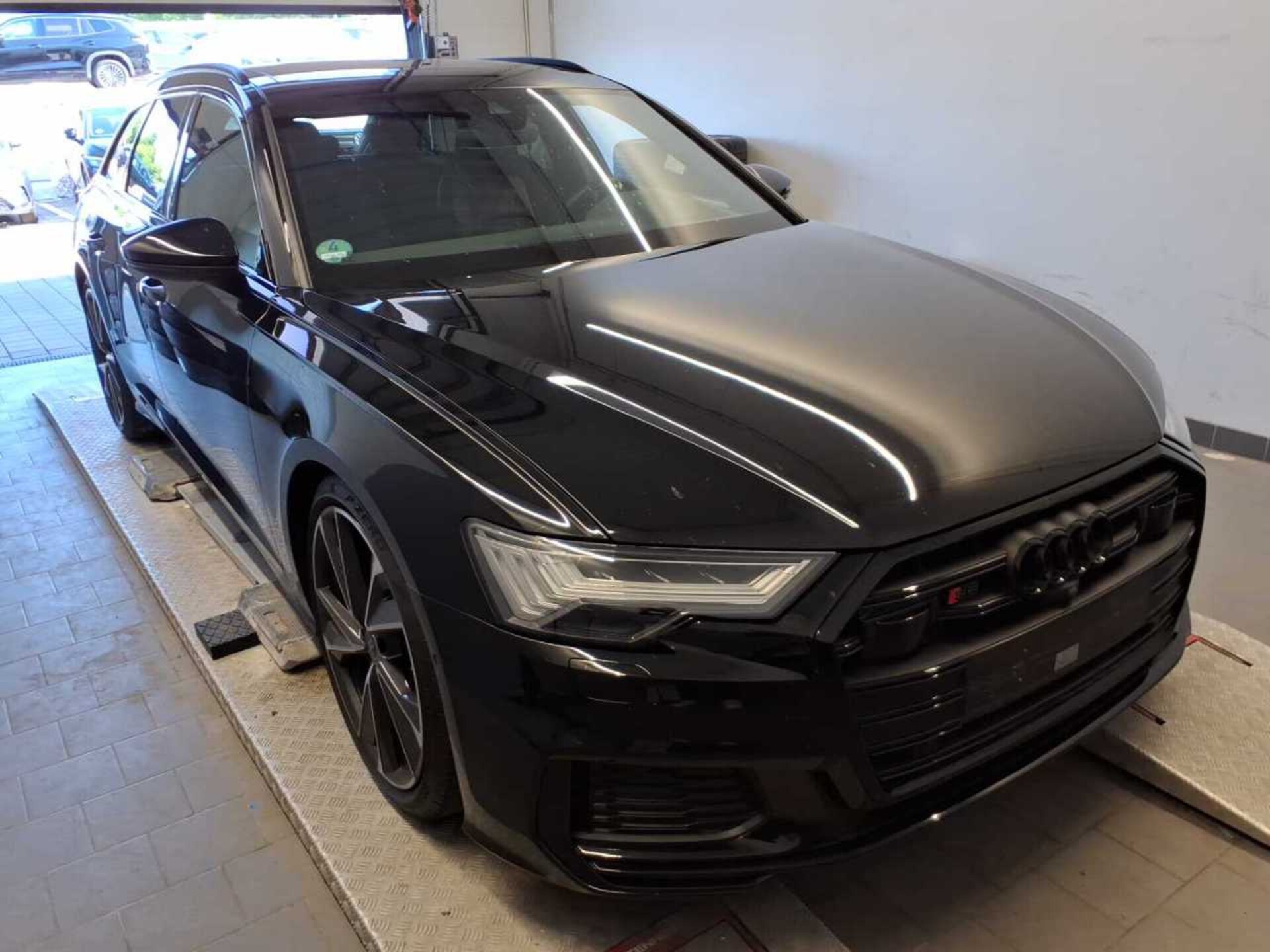 Audi S6 Avant